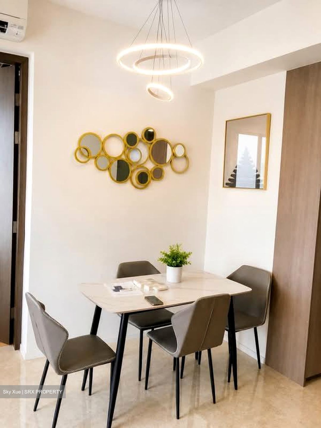 Avenue South Residence (D3), Apartment #558450471